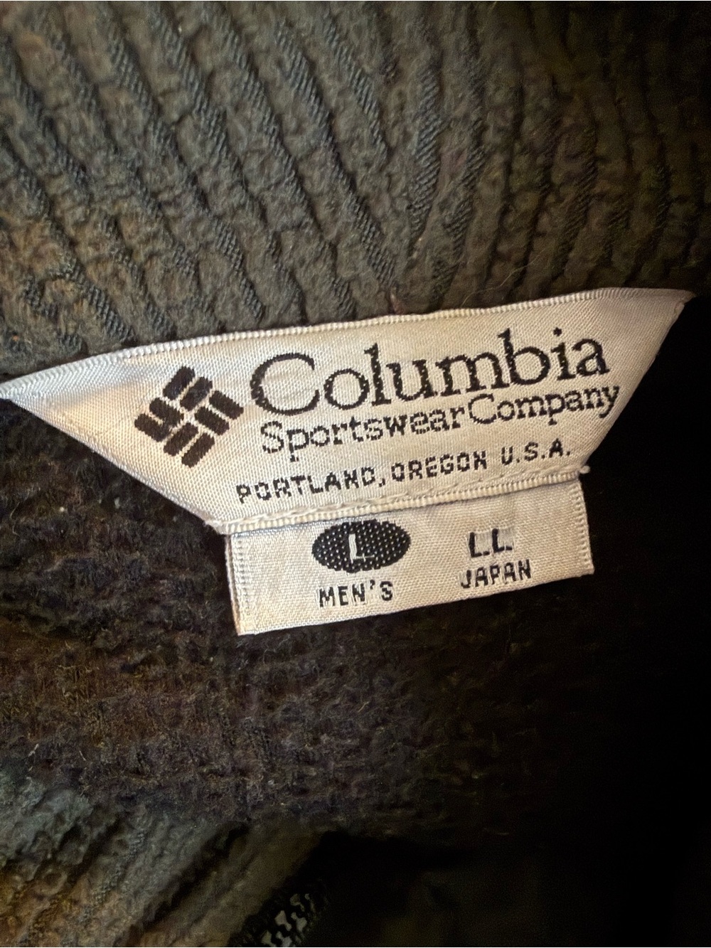 Columbia Men's Red & Black Waterproof Raincoat - Picture 3 of 3